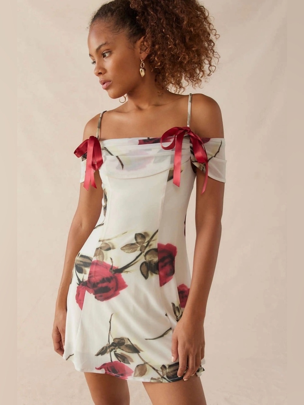 Kimchi Blue Off-Shoulder White Mini Dress with Red Rose Print and Ribbon Straps